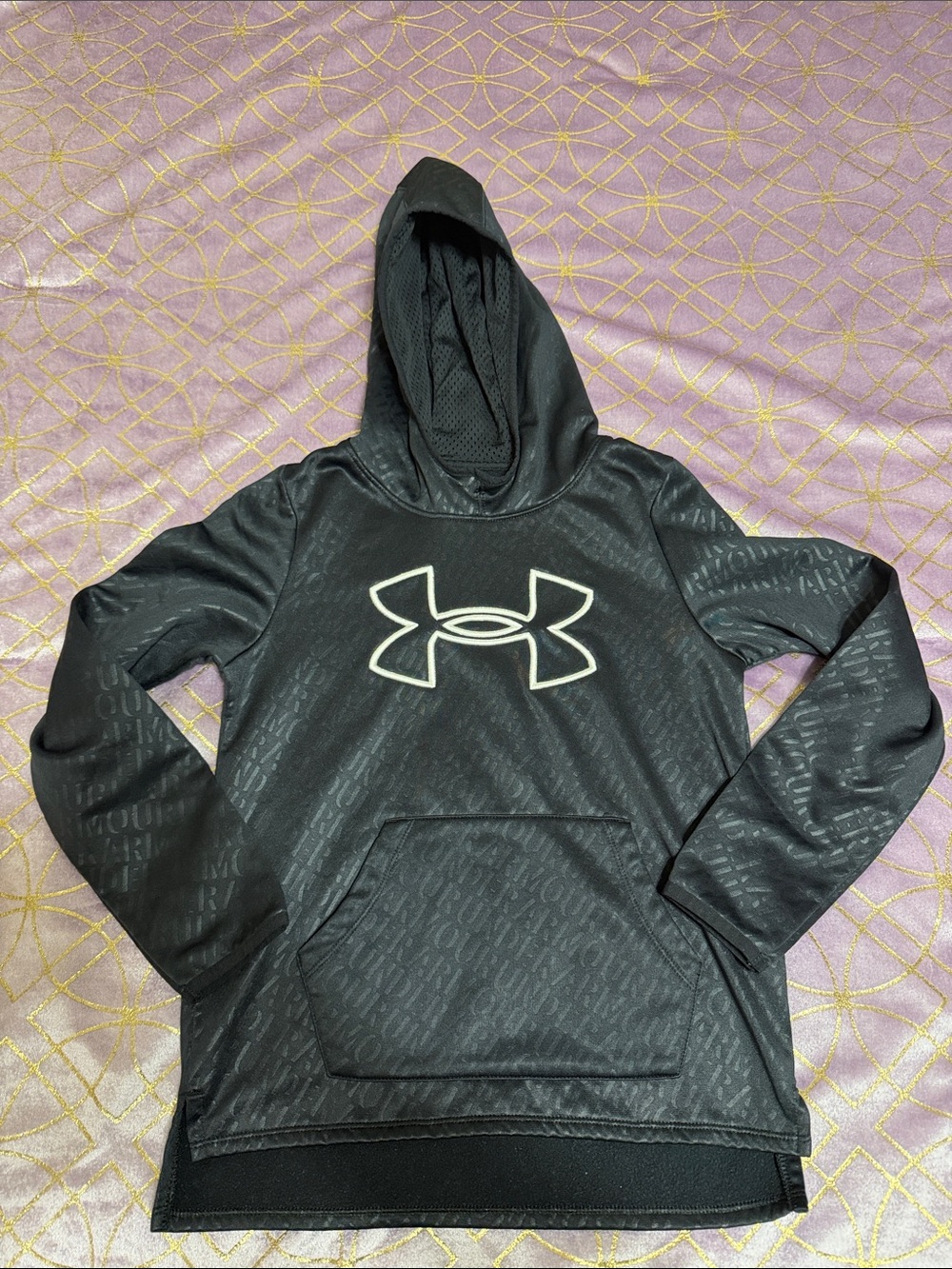 💥 KIDS Under Armour Black Hooded Performance Pullover